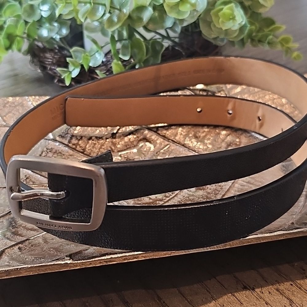 Michael Kors belt size S